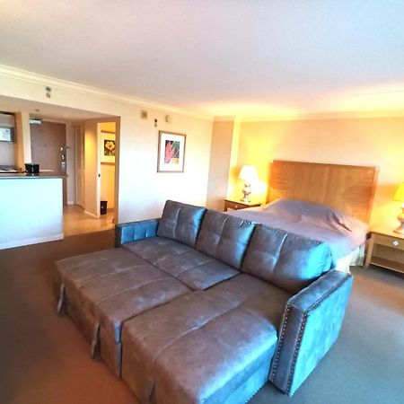 Ilikai Apt 302 - Spacious Studio With Stunning Ocean & Harbor Views Honolulu Dış mekan fotoğraf
